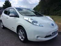 Used Nissan Leaf Acenta 80 kW (109 HP) 2017 White Hatchback