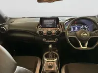 Usado Nissan Juke N-Connecta 143 HP (105 kW) 2023 Cinzento SUV