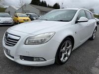 Used Vauxhall Insignia SRi 160 HP (117 kW) 2012 White Estate