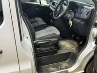 Used Vauxhall Vivaro 125 HP (91 kW) 2018 Silver MPV