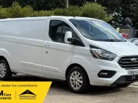 Used Ford Transit Custom Limited 130 HP (95 kW) 2018 White Van