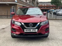 Used Nissan Qashqai Acenta Premium 115 HP (84 kW) 2019 Red SUV