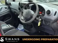 Used Citroën Berlingo XTR 90 HP (66 kW) 2011 Red MPV