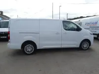 Used Vauxhall Vivaro 2023 White MPV