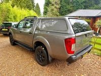 Usado Nissan Navara N-Guard 190 CV (139 kW) 2019 Gris Pickup/Camioneta
