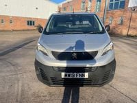 Used Peugeot Expert 2019 Silver Van