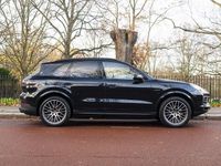 Usado Porsche Cayenne Platinum Edition 462 CV (339 kW) 2022 Negro SUV
