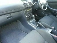 Used Toyota Avensis 127 HP (93 kW) 2003 Hatchback