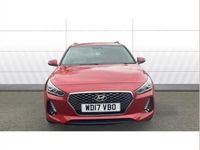 Used Hyundai i30 Premium 140 HP (102 kW) 2017 Red Estate