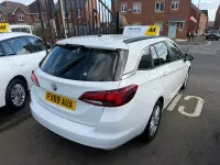 Used Vauxhall Astra Design Edition 136 HP (100 kW) 2019 White Estate