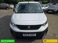 Used Peugeot Partner 2021 White MPV