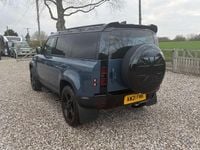 Used Land Rover Defender SE 249 HP (183 kW) 2023 SUV