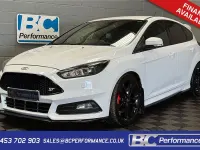 Used Ford Focus ST 250 HP (183 kW) 2017 White Hatchback