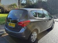 Używany Vauxhall Meriva 2011 Szary Minivan