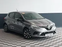 Begagnad Renault Clio V Evolution 145 HK (106 kW) 2023 Grå Halvkombi