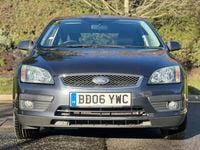 Used Ford Focus Zetec 125 HP (91 kW) 2006 Grey Hatchback