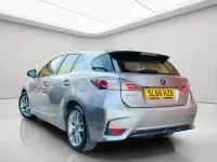 Used Lexus CT200h Executive Line 136 HP (100 kW) 2016 Silver Hatchback