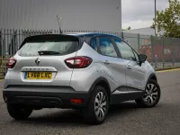 Used Renault Captur Play 2018 Silver/black SUV