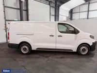 Used Vauxhall Vivaro 145 HP (106 kW) 2024 White MPV
