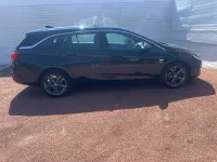 Used Vauxhall Astra SRi 150 HP (110 kW) 2016 Black Estate