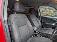 Usado Vauxhall Zafira Tourer 165 HP (121 kW) 2013 Vermelho Monovolume