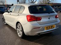 Used BMW 118 Sport Line 136 HP (100 kW) 2019 Silver Hatchback