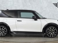 Used Mini Cooper Hatch 154 HP (113 kW) 2024 White Hatchback