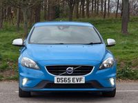 Used Volvo V40 R-Design 122 HP (89 kW) 2019 Hatchback