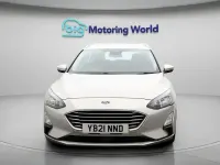 Begagnad Ford Focus Zetec 120 HK (88 kW) 2021 Silver Kombi