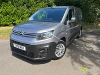 Used Citroën Berlingo Start 100 HP (73 kW) 2019 Grey MPV