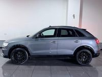 Usado Audi Q3 Black Edition 150 HP (110 kW) 2018 Cinzento SUV