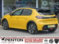 Used Peugeot e-208 Premium 100 kW (136 HP) 2021 Yellow Hatchback