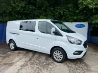 Used Ford Transit Custom Limited 130 HP (95 kW) 2022 White Van