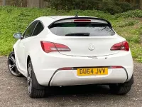 Used Vauxhall Astra GTC Edition 140 HP (102 kW) 2014 White Coupe