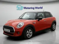 Used Mini Cooper Classic 136 HP (100 kW) 2020 Orange Hatchback