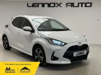 Used Toyota Yaris Hybrid Design 2024 White Hatchback