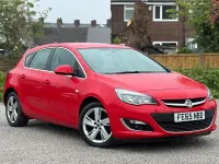Used Vauxhall Astra SRi 140 HP (102 kW) 2015 Red Hatchback