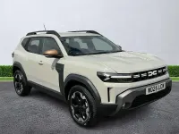Used Dacia Duster Extreme 130 HP (95 kW) 2025 Cream Hatchback