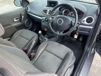 Used Renault Clio II Dynamique 75 HP (55 kW) 2011 Grey Hatchback