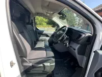 Used Vauxhall Vivaro S 100 HP (73 kW) 2020 White MPV