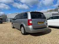 Usado Chrysler Grand Voyager Limited 178 HP (130 kW) 2014 Cinzento Monovolume