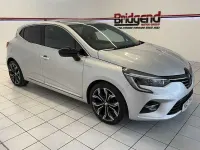 Used Renault Clio Techno 90 HP (66 kW) 2023 Silver Hatchback