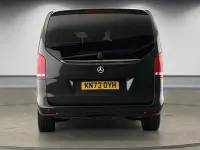 Usado Mercedes V300 AMG line 237 HP (174 kW) 2023 Cinzento Monovolume