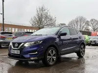 Used Nissan Qashqai N-Connecta 113 HP (83 kW) 2018 Ink blue pearl SUV