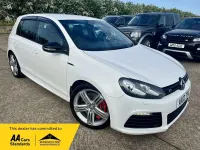 Second-hand VW Golf VIII R 2023 Alb Hatchback