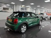 Used Mini Cooper Classic 136 HP (100 kW) 2022 Green Hatchback