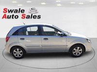 Used Kia Rio 95 HP (69 kW) 2010 Silver Hatchback