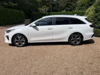 Used Kia Ceed 2019 White Hatchback