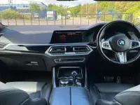 Usado BMW X5 M Sport 335 HP (246 kW) 2021 Preto SUV