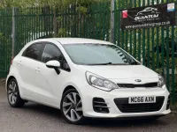 Usado Kia Rio 2017 Branco Citadino